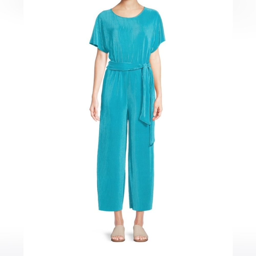 SUNDAY SALE🌞 Bebe belted ribbed jumpsuit Size L